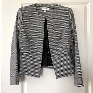 NWOT Women’s Calvin Klein Cropped Blazer - size Small